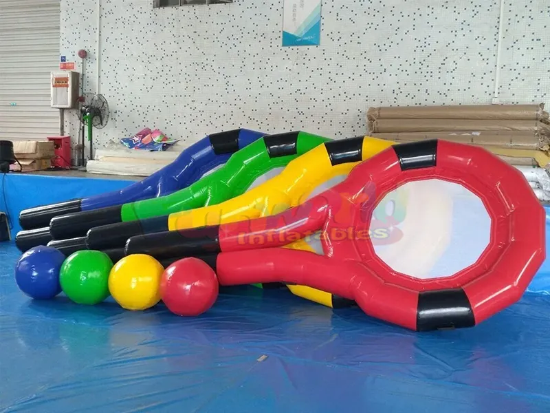Açıkhava reklamcılığı için dev hava üfleme modelleri şişme tenis raketleri modeli